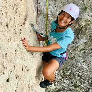 scalare sulla roccia