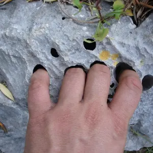 sardegna, roccia unica, paradiso per gli scalatori settimana d'arrampicata in sardegna